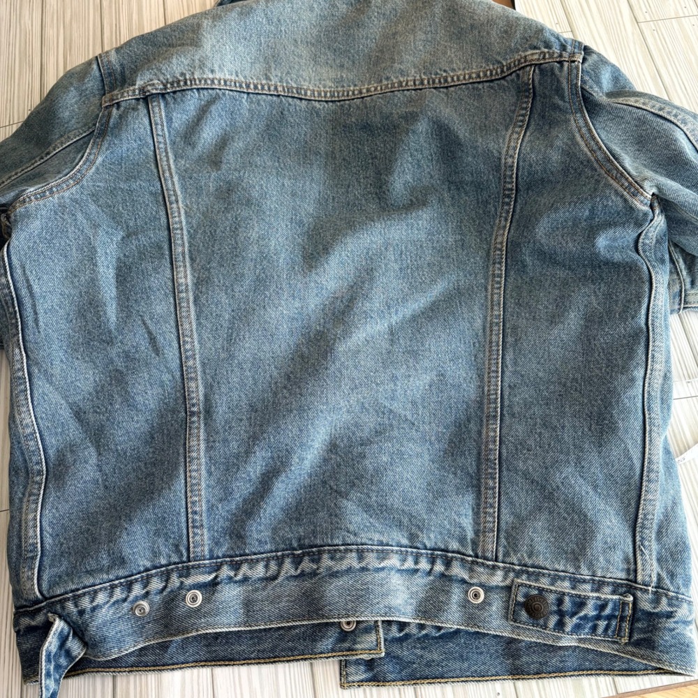 Levi's Sherpa‎ Lined Denim Jacket Distressed Fade Trucker Y2K Grunge Size S - Picture 11 of 11